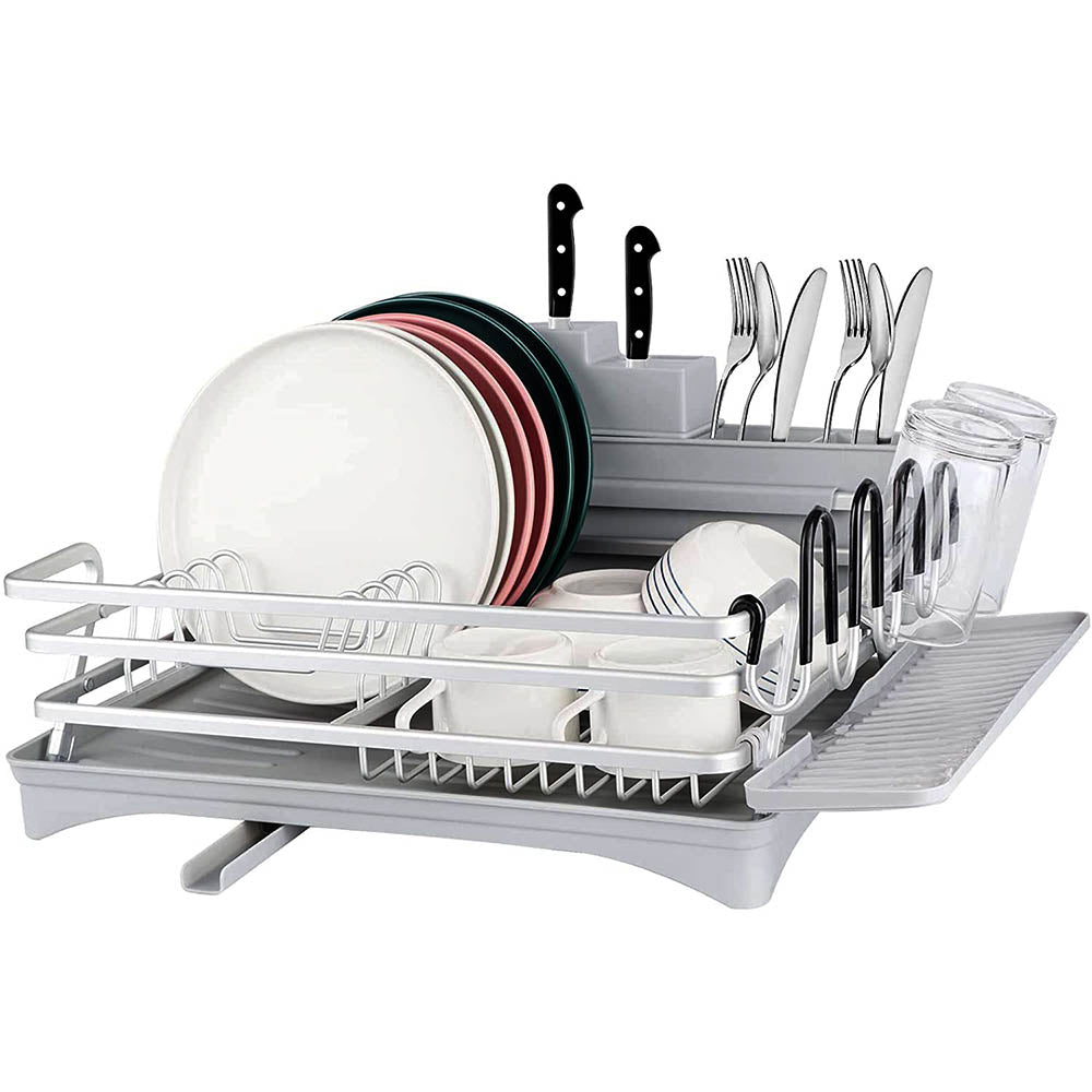 Dish dryer with drip tray