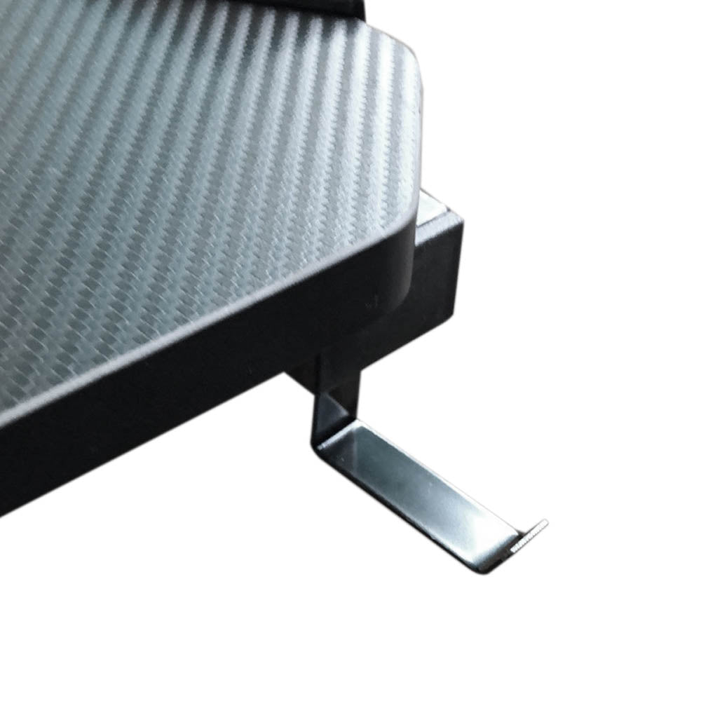 Professional gamer table with carbon fiber coating and LED lighting - Image 4